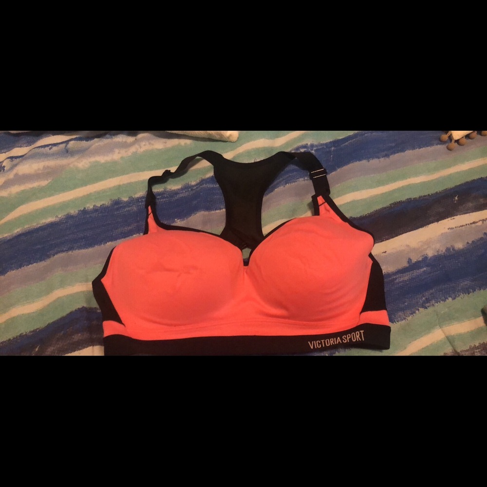 Vs sports bra